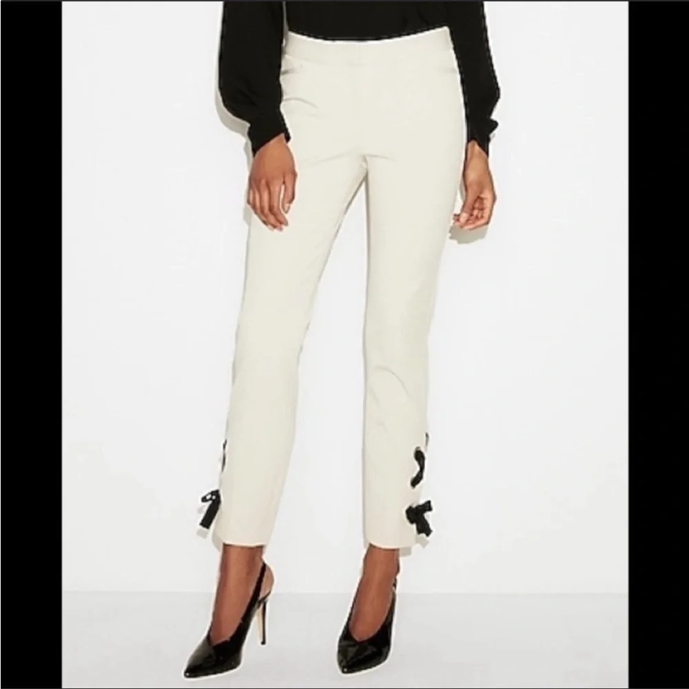 NWT Express Cream Ankle Pant Lace Up Detail XS Stretch Slim Straight Leg